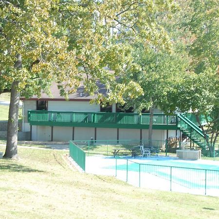 Ramada Branson Hotel And Resort Exterior photo