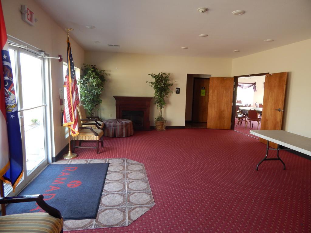 Ramada Branson Hotel And Resort Exterior photo