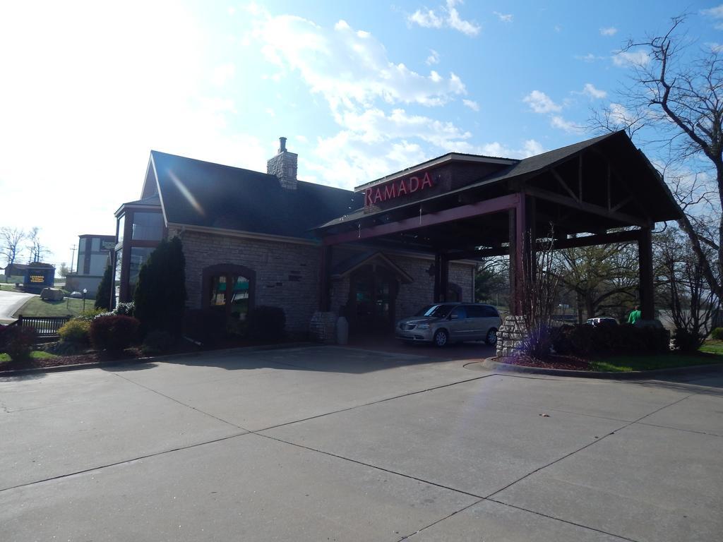 Ramada Branson Hotel And Resort Exterior photo