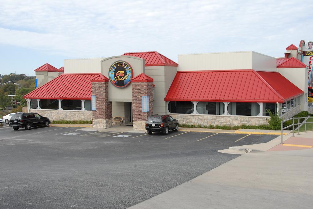 Ramada Branson Hotel And Resort Exterior photo