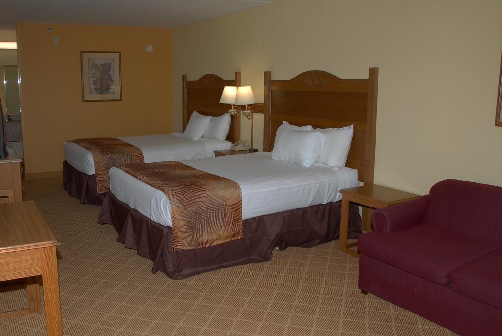 Ramada Branson Hotel And Resort Room photo