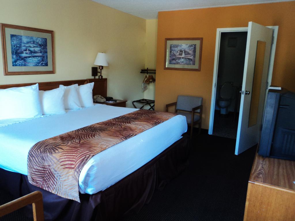 Ramada Branson Hotel And Resort Room photo
