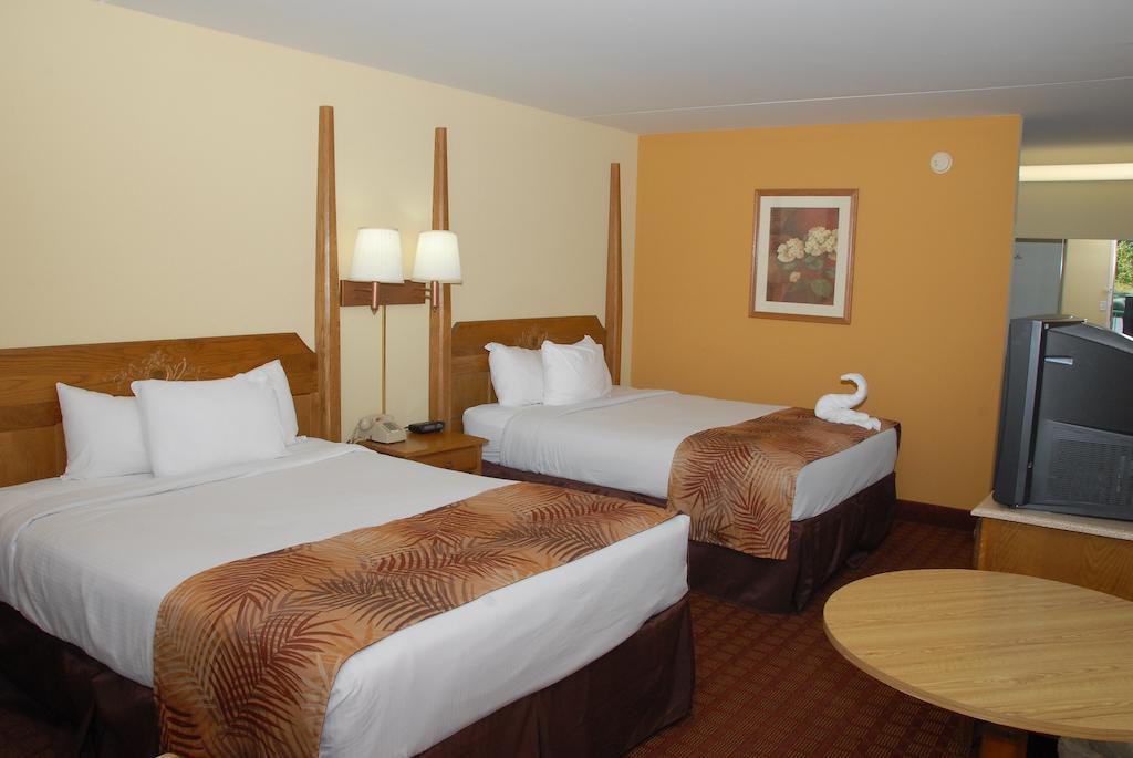 Ramada Branson Hotel And Resort Room photo